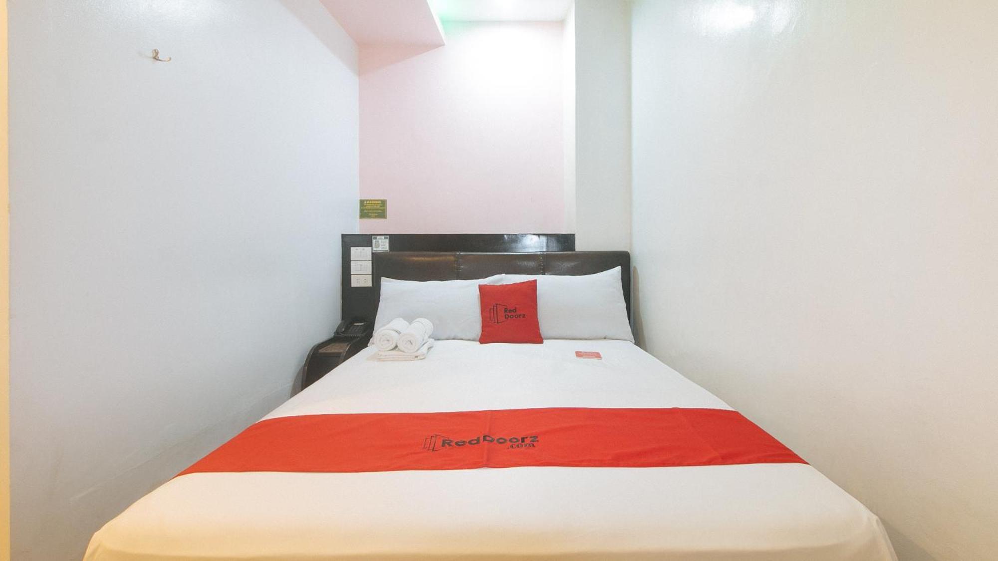 Reddoorz At Ranchotel Alabang Muntinlupa City Zewnętrze zdjęcie