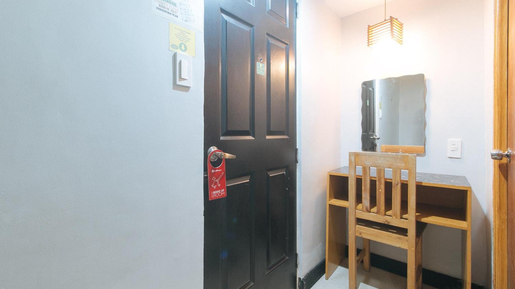 Reddoorz At Ranchotel Alabang Muntinlupa City Zewnętrze zdjęcie